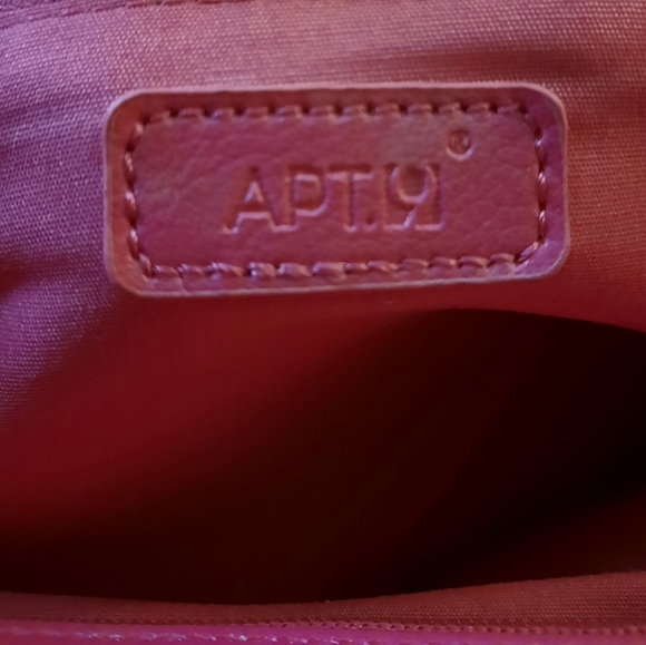 Purse - Picture 3 of 8